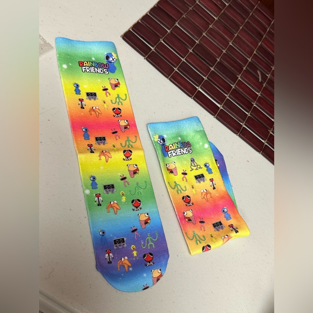 Socks unisex Rainbow Friends printed